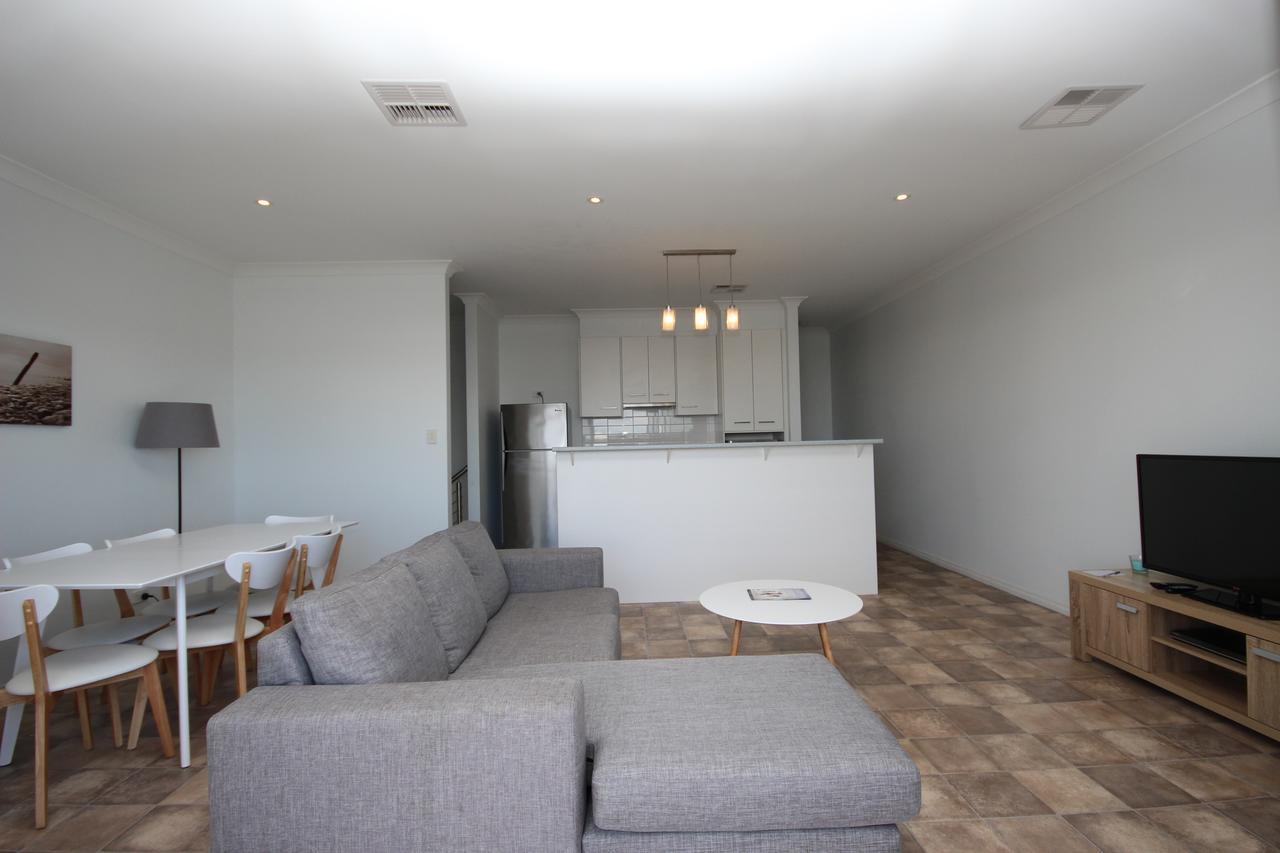 Wallaroo Marina Apartments Dış mekan fotoğraf